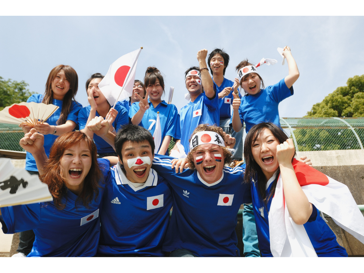 日本代表のユニフォームはどうして青色なの？ 解説